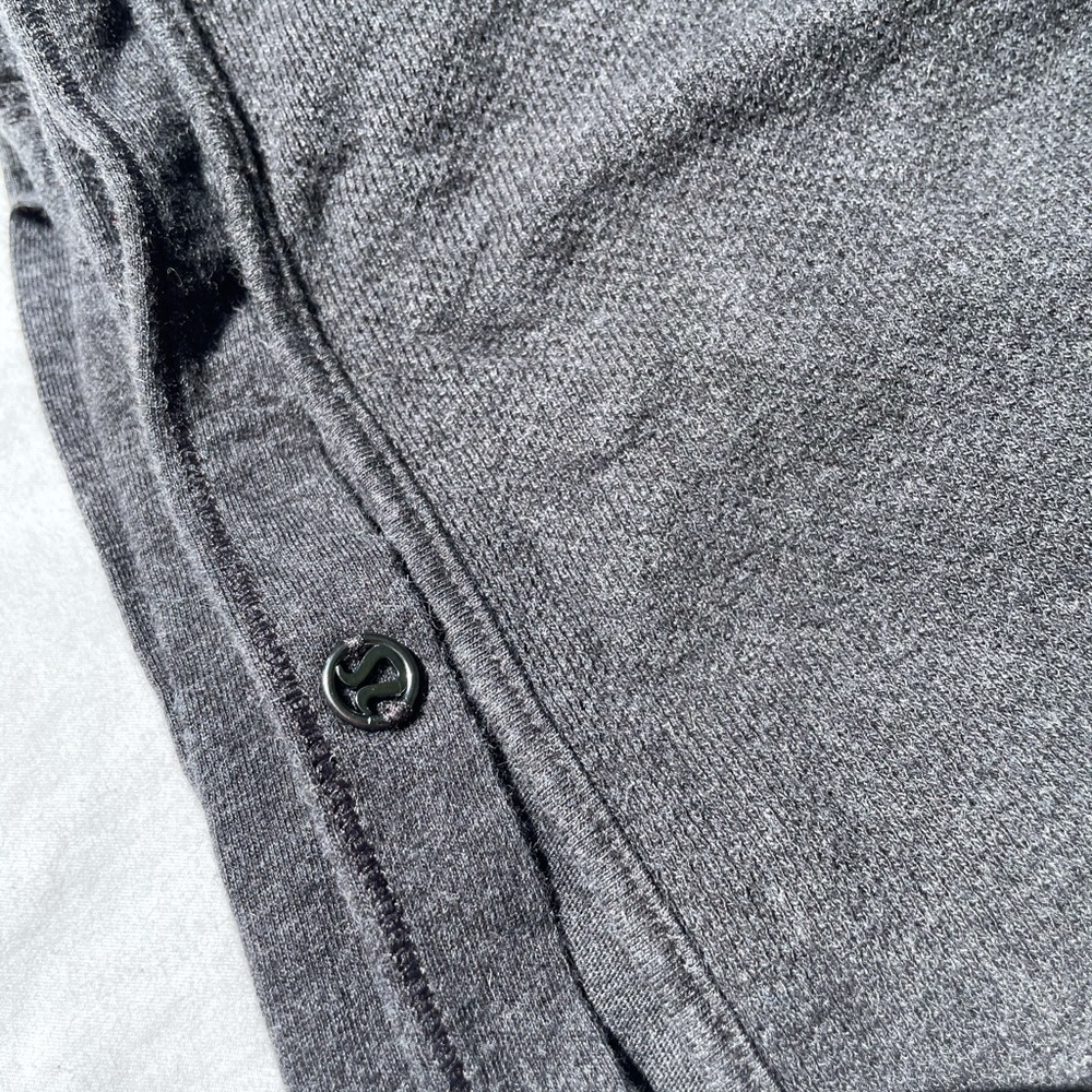 Lululemon infinity scarf